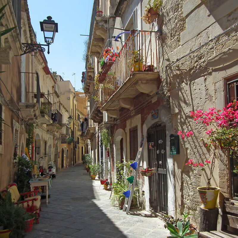Walking in Ortigia